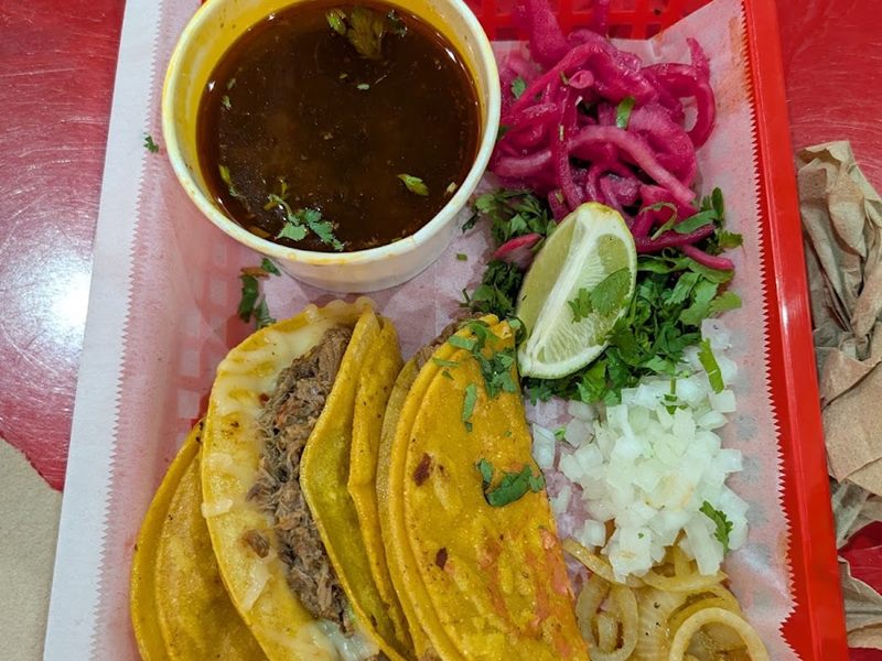 Dos Tacos food